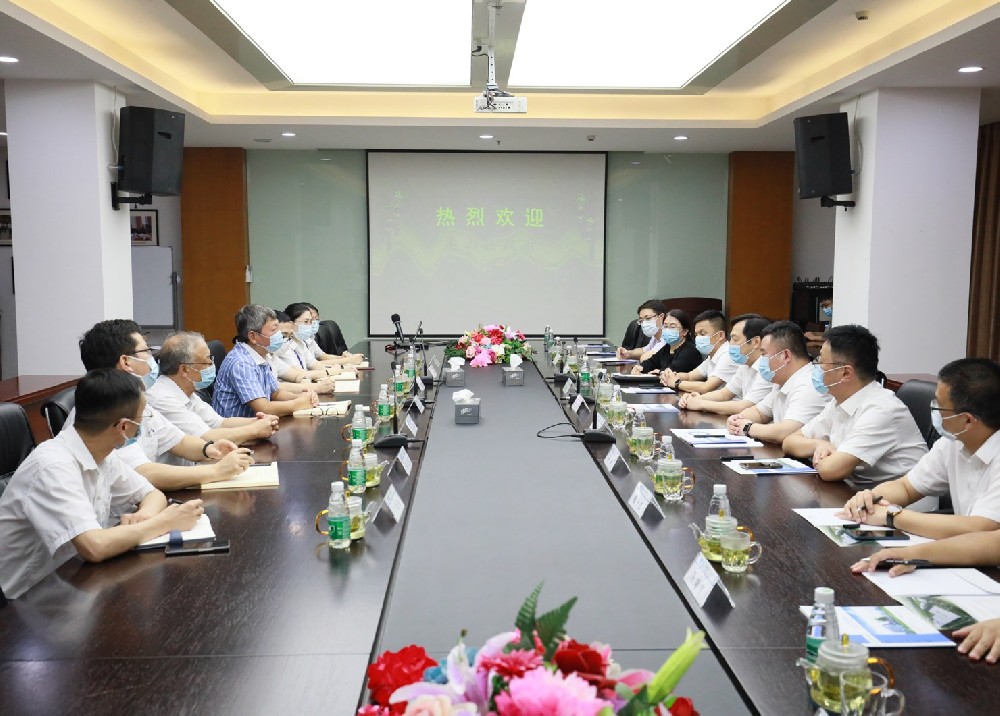 惠山区政府方力区长一行莅临今年会官网登录入口调研慰问